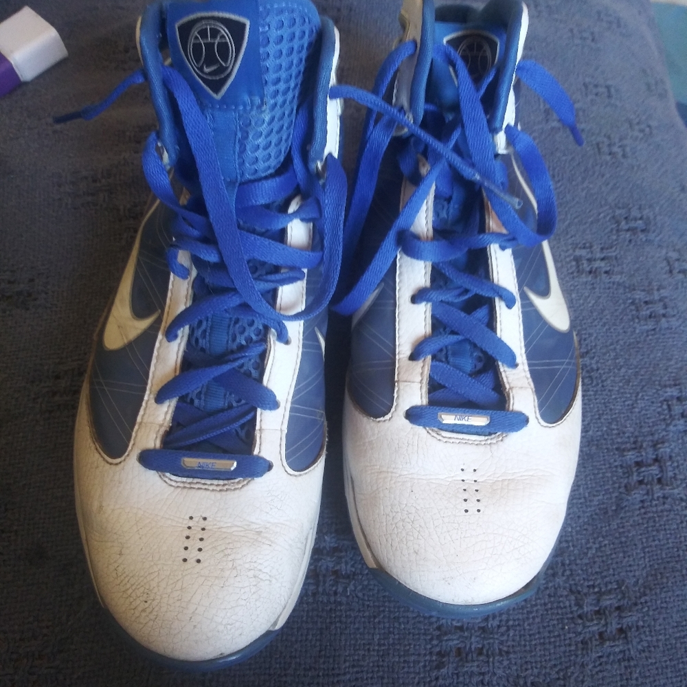 Nike hyperize basketball shoes mens 7.5